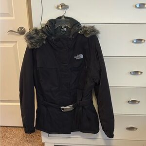 North Face Women’s Artic Belted Parker